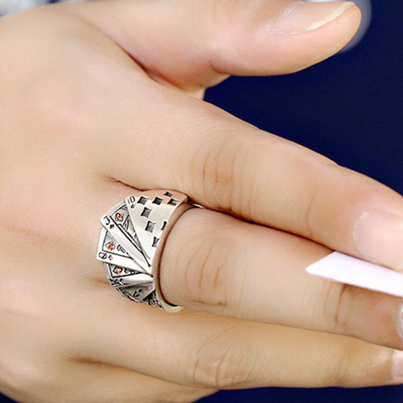 New Vintage-Style Poker Card Ring with Diamond Accents for Men & Women – Adjustable, Edgy & Unique